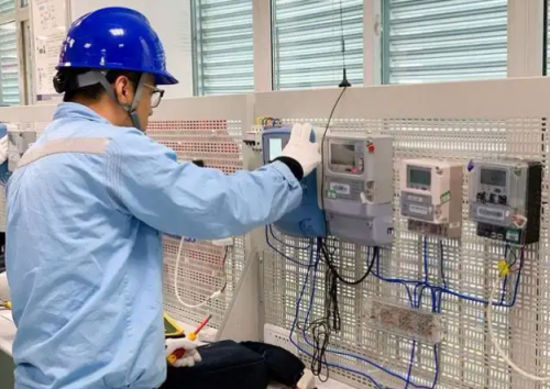 接电“零投资”助企发展