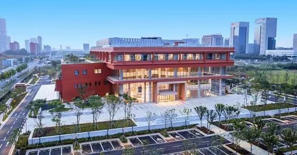 国内首次将空间分割放疗技术用于质子治疗