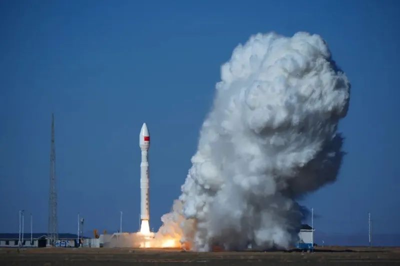 安庆首颗定制卫星——“天仙配号”卫星成功发射