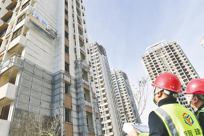 智能喷涂机器人在合肥“上岗”