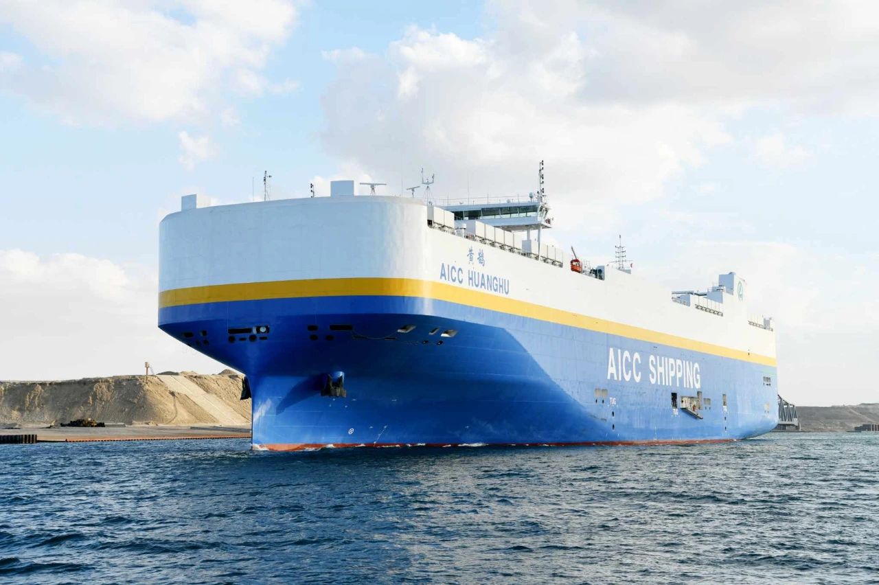 奇瑞、江淮旗下1号汽车运输船，顺利通过苏伊士运河