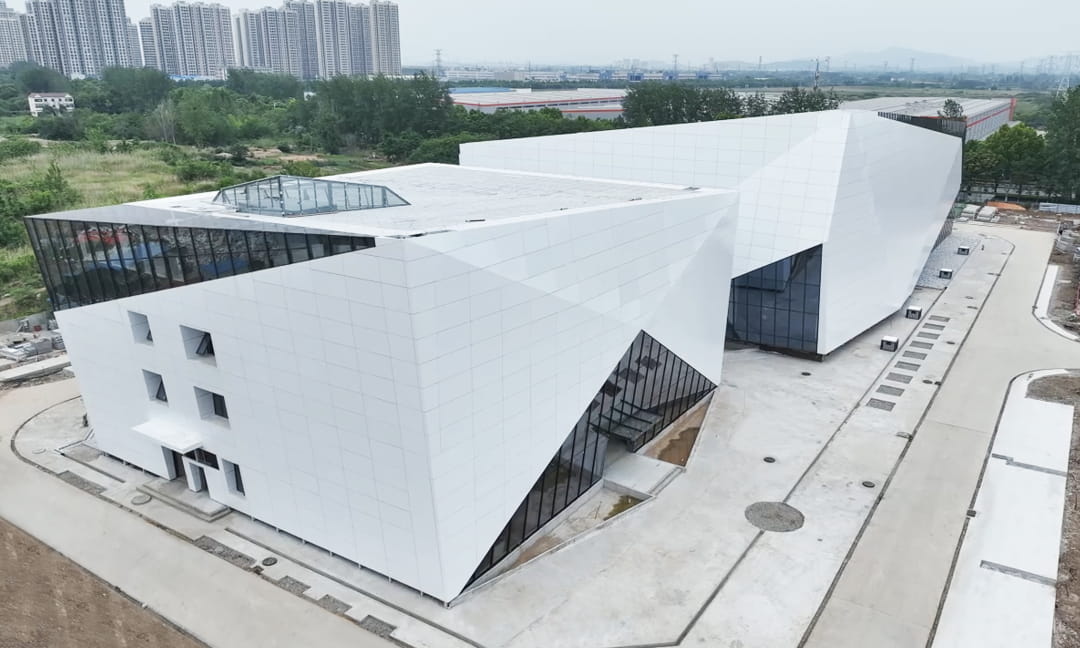 安徽省首座220千伏“景电融合”生态智能变电站在芜湖顺利投运