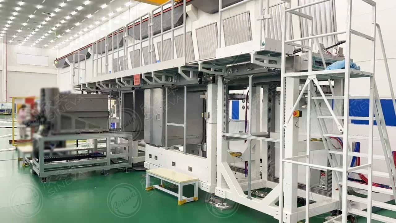 合肥造大宽幅晶硅叠层钙钛矿蒸镀机成功出货