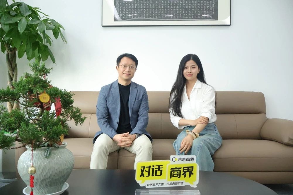 智象未来梅涛：AI生成视频正从“形似”向“神似”迈进 | 对话商界NO.9