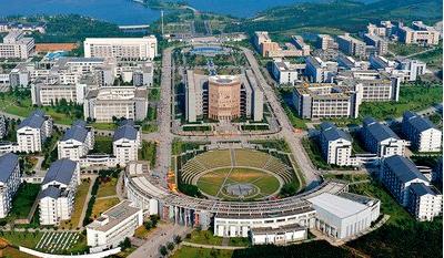 安徽大学未来产业创新研究院项目合作协议签约